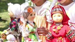 В селе Глинное Новооскольского района прошел праздник "Кукла, русская душой"