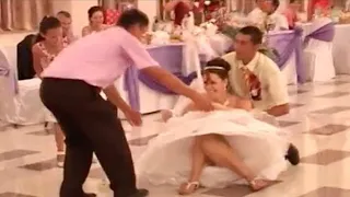 Momentos Vergonzosos Ocurridos En Bodas... Parte 5 !!