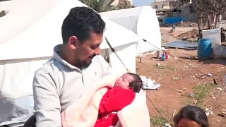 Выжившая чудом. Рожденную под завалами девочку-сироту удочерили в Сирии