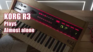 Korg R3 synthesizer plays almost alone