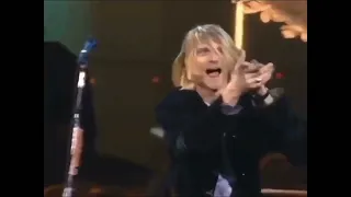 Nirvana - Stage Destruction (MTV Live And Loud 1993)