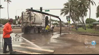 Honolulu officials supplying roll-off dumpsters in East Honolulu to aid flood recovery