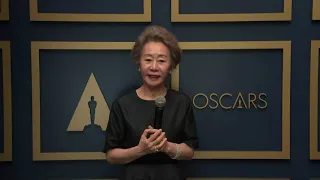 Oscars 2021- YUH-JUNG YOUN Backstage Interview | ScreenSlam