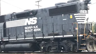 NS EMD 5244 GP38-2 at work in the yard- Oct 2