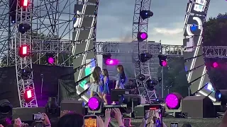 Red Velvet - Bad Boy (English Version) Live in London Mik Festival