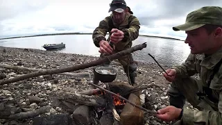 FISHING ON THE RIVER. ROACH ON THE FEEDER. THE FOOD ON THE FIRE.