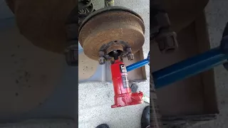 Brake drum easy remove