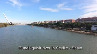 360° view of Guadalquivir river in Seville - Spain