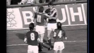 1989 (May 9) Czechoslovakia 4-Luxembourg 0 (World Cup Qualifier).avi