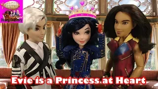 Evie is a Princess at Heart - Part 4 Descendants Friendship Series