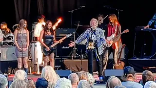 Owner of a Lonely Heart with Jon Anderson of YES European Tour at Parksnäckan in Uppsala, Sweden