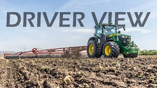 Nový John Deere 7R 330 & HE-VA 18.30 | Válení zasetého pole 18 metrovými válci | POV Driver View