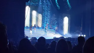 Pentatonix - Carol of the Bells LIVE - Rosemont Theatre, IL, 12192019 CHRISTMAS TOUR