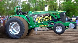 2023 Tractor Pulling: Light Limited Super Stock Tractors. Falmouth, Ky. Battle of The Bluegrass.