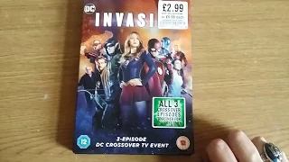 DC invasion crossover unboxing and review