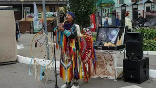 Индеец из Эквадора Edison. Красивая мелодия. Trigu Saruy. На День города Муром 3.08.2019