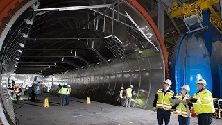 Incredible! Boeing's New 777X Composite Wing Center