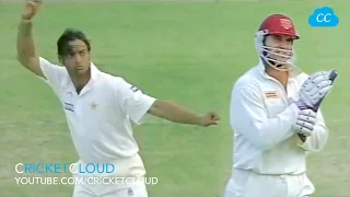 Shoaib Akhtar Steaming Send-off to Hayden after HITTING HIM TWICE !!