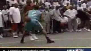 Kobe Bryant playing at Rucker Park of AND1 (2002) NBA