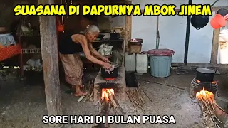 Suasana di bulan puasa ke 20 hari di dapurnya mbok jinem