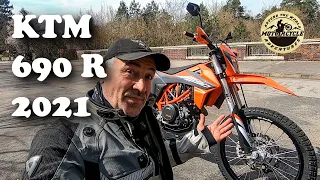 KTM 690 Enduro R - 2021 - Can You Travel With This Motorcycle?