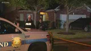 3 bodies found inside Pearland home