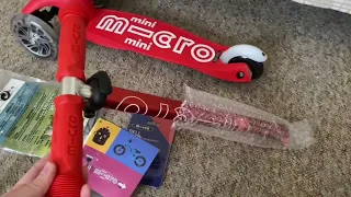 Micro Mini Scooter Deluxe LED | Unboxing