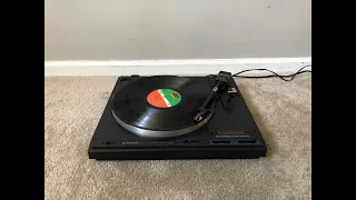 Pioneer PL-560 Record Player Turntable