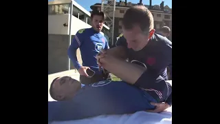 Jack Grealish watched Phil Foden Massage 😳🏴󠁧󠁢󠁥󠁮󠁧󠁿⚽