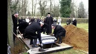 Why Jewish Funerals Happen so Quickly