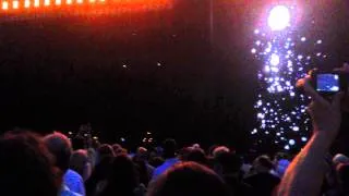 Paul McCartney Washington DC - taking stage at Nationals Park on Saturday, July 12, 2013