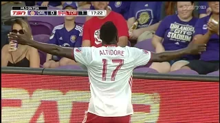 Jozy Altidore Goal - July 5, 2017