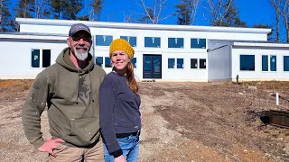 TIMELAPSE - Couple Builds DIY Dream House in 20 Minutes.