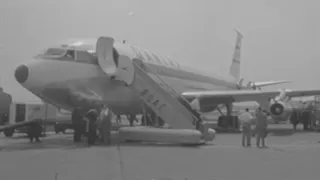 Qantas Boeing 707 Preview Flight Over London, 1959 | Boeing Classics