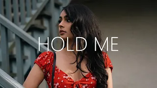 Youth In Circles & Fendy Cisneros - Hold Me (Lyrics) feat. Daye