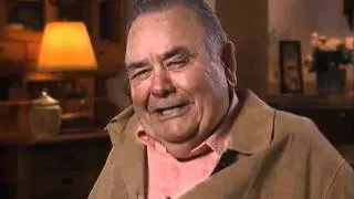 Jonathan Winters discusses working with Dean Martin - EMMYTVLEGENDS.ORG