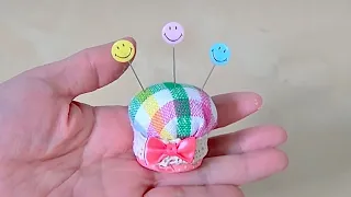 How to make a pincushion.Hand sewn