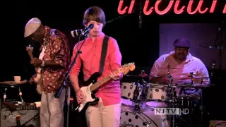 Buddy Guy -  Buddy's Blues  featuring Quin Sullivan