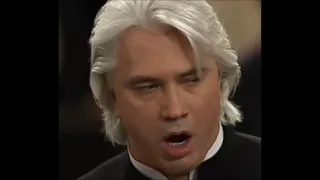 Dmitri Hvorostovsky. Neapolitan song. Canta pe' me! Sing for me!