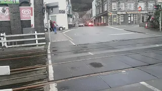 (Misuse) Barmouth level crossing 158829 from Machynlleth to Pwllheli