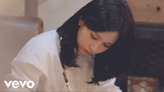 @TWICE  - F.I.L.A (Fall In Love Again) (Music Video)