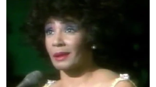 Shirley Bassey - I Only Have Eyes For You (1985 Cardiff Wales Concert)