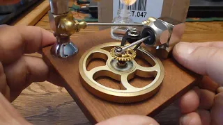 P1030994  New style Stirling Engine with throttle