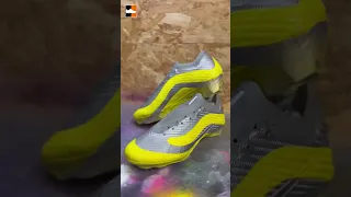 Making Custom 💙💛 Ronaldo NIKE Boots!