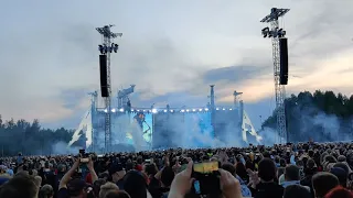 Metallica plays Popeda's Pitkä kuuma kesä (Hämeenlinna, Finland, July 16, 2019)