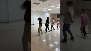 Shuffle Battle 😎🍰 Кто лучше Станцевал 🤔 Girls 👧 or Boys 👦