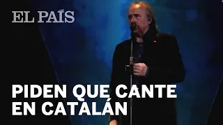 SERRAT interrumpe un concierto cuando le piden que cante el CATALÁN