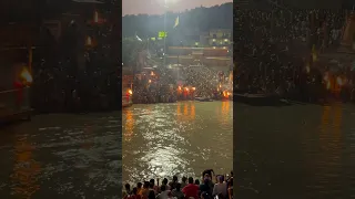 Shree ganga aarti haridwar #uttarakhand #haridwar #gangaaarti