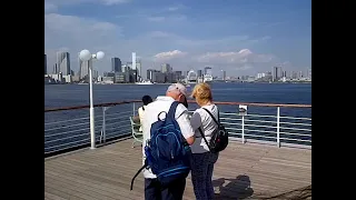 Happy Cruising Tokyo Bay, mala Titanic