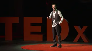 Atoma inanmayın. Sorgulayın! | Erkcan Özcan | TEDxIstanbul